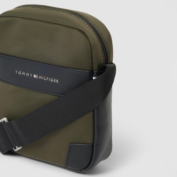Сумка Tommy Hilfiger 69J9092 701.