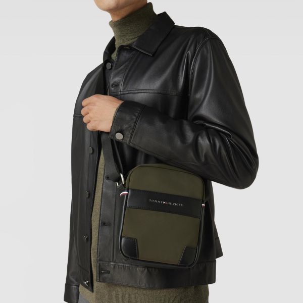 Сумка Tommy Hilfiger 69J9092 701.