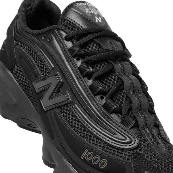 Кросівки New Balance M1000B.