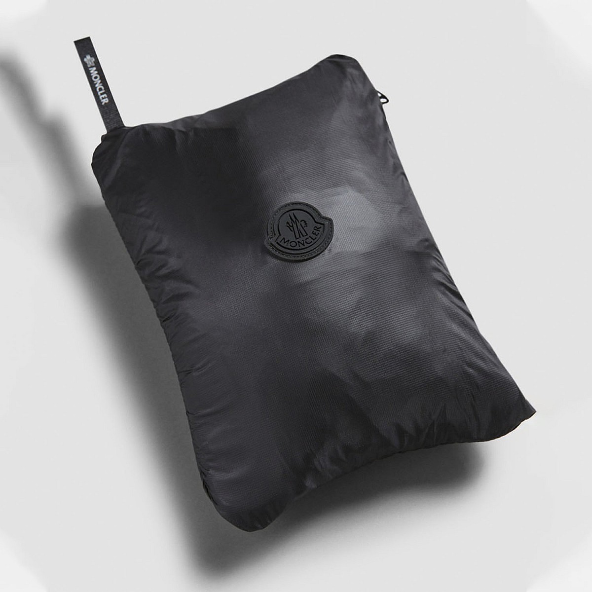Вітровка Moncler Luseney J1 091 1A00108 595B1