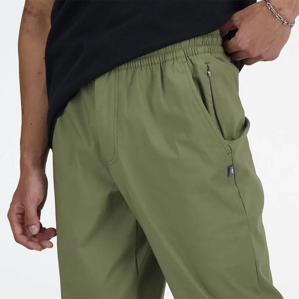 Штани New Balance MP41581 DEK