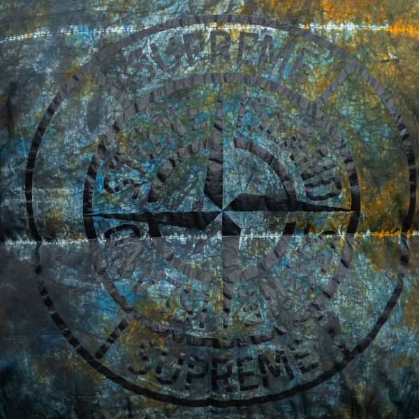 Пуховик Stone Island Supreme 7325401S3 V0020.