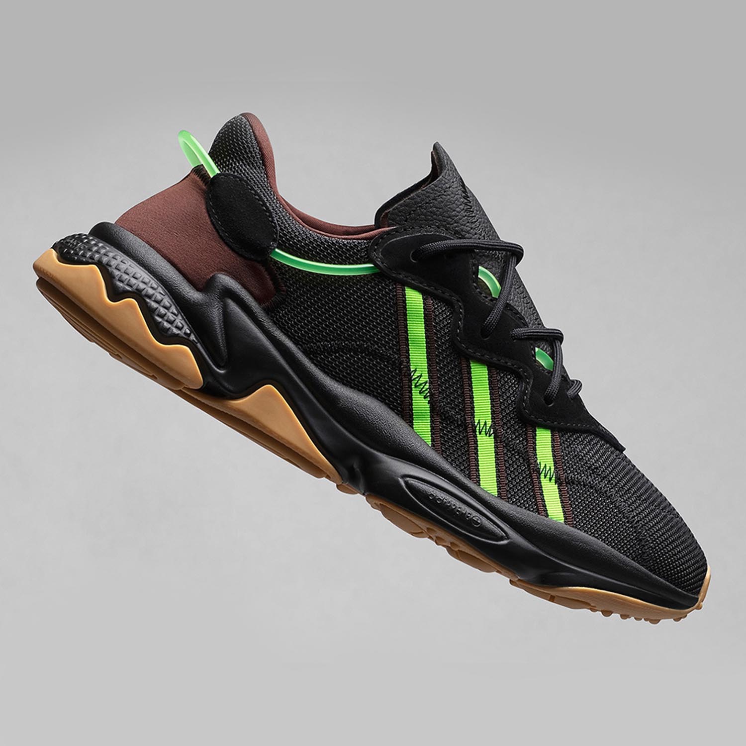 Кросівки Adidas Pusha T Ozweego black — купити в Україні | Adidas